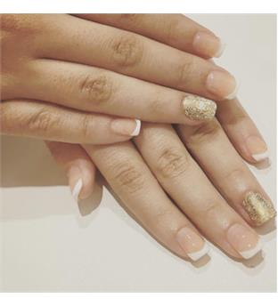 خدمات تخصصی ناخن